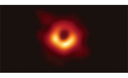 梵蒂岡天文台長解讀首張黑洞照片封面
