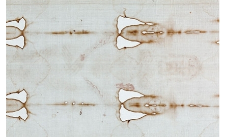 都靈網上展示聖殮布 陪伴信徒應付疫情考驗封面