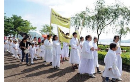 坪洲小堂慶祝主保瞻禮 舉行聖母像出遊向社區福傳封面
