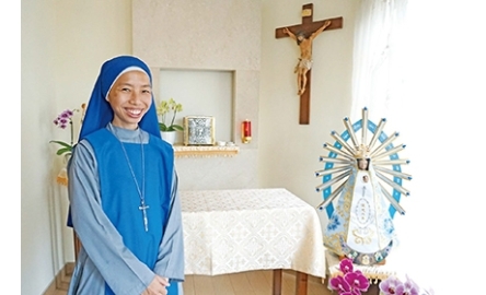 【人物】瑪達拉修女會陸修女 加入隱修院度祈禱生活封面