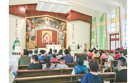 智障與自閉症人士慕道班 成立二十年 牧養學員及家人封面