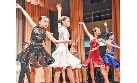 青山天主教小學學生才藝匯演封面