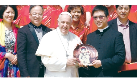 教宗接受傳媒訪談：與中國對話感樂觀封面