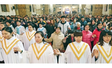 教廷前發言人撰文回顧聖座與中國關係封面