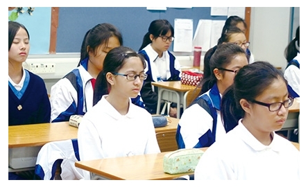德貞女子中學師生 參與中大心靈教育計劃封面