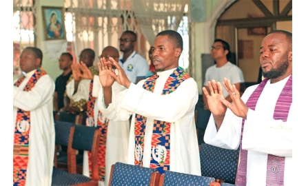 加納開展新牧民服務 幫助聾人重拾堂區生活封面