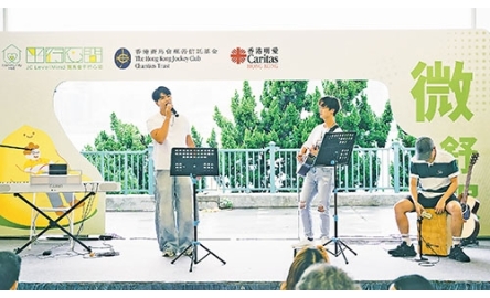 上01_封面