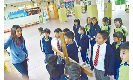 【愛火燃燒校牧心】小孩子純潔的心 是向天父開放 封面