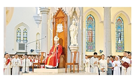 楊鳴章履任香港主教 教區祈福彌撒顯共融封面