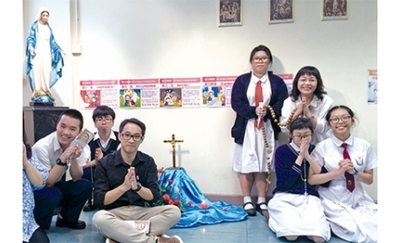 明愛莊月明中學 舉辦聖母月活動封面