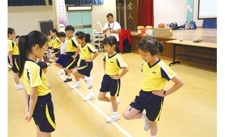彩雲聖若瑟小學 守規龍虎榜大賽封面